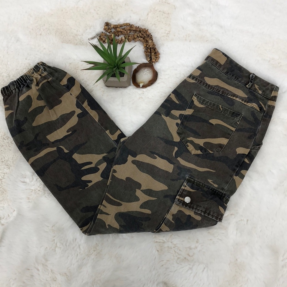 Polly Camo Jean Cargo Joggers